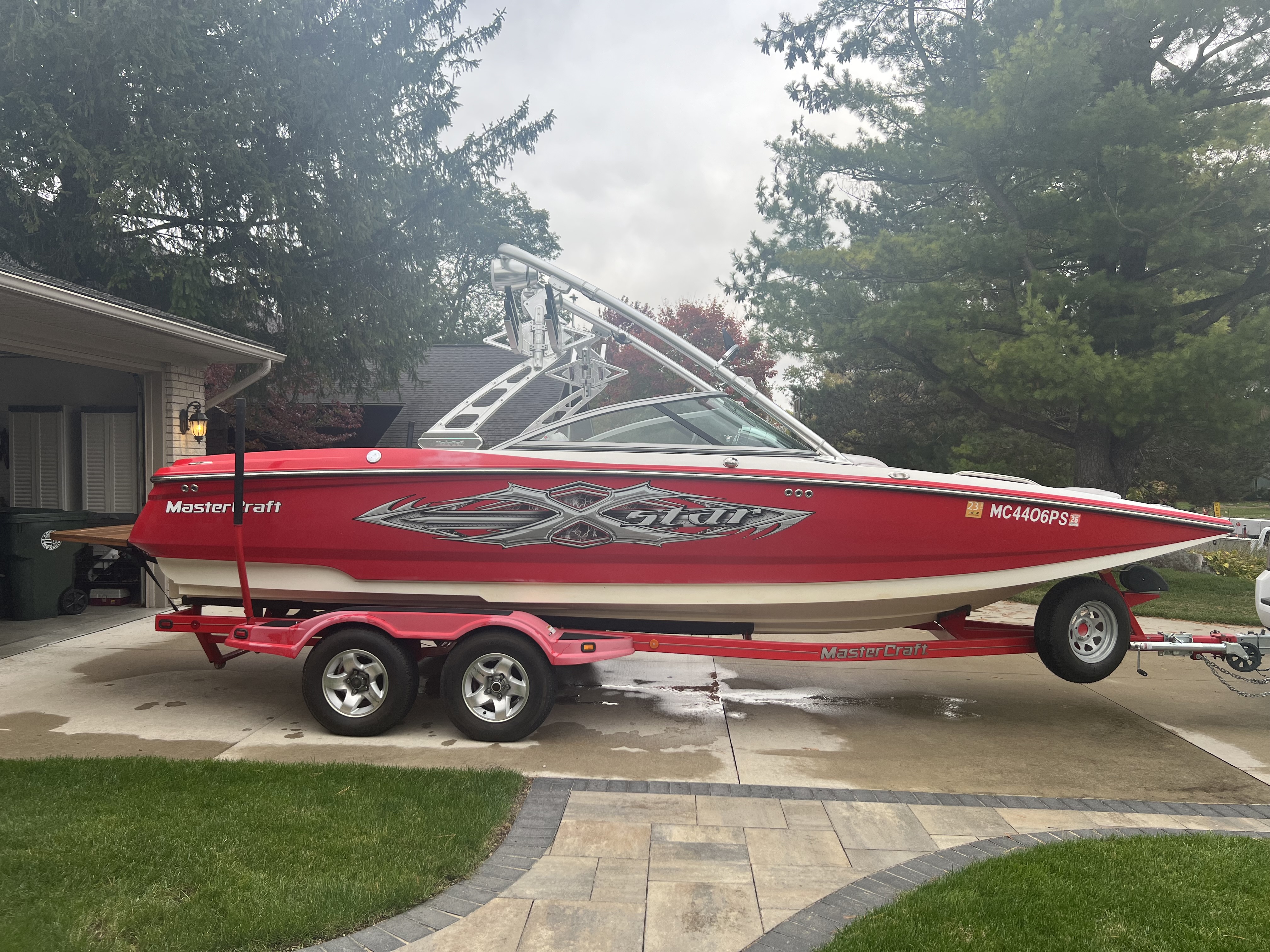 2005 Mastercraft X-Star Wakeboard Boat
